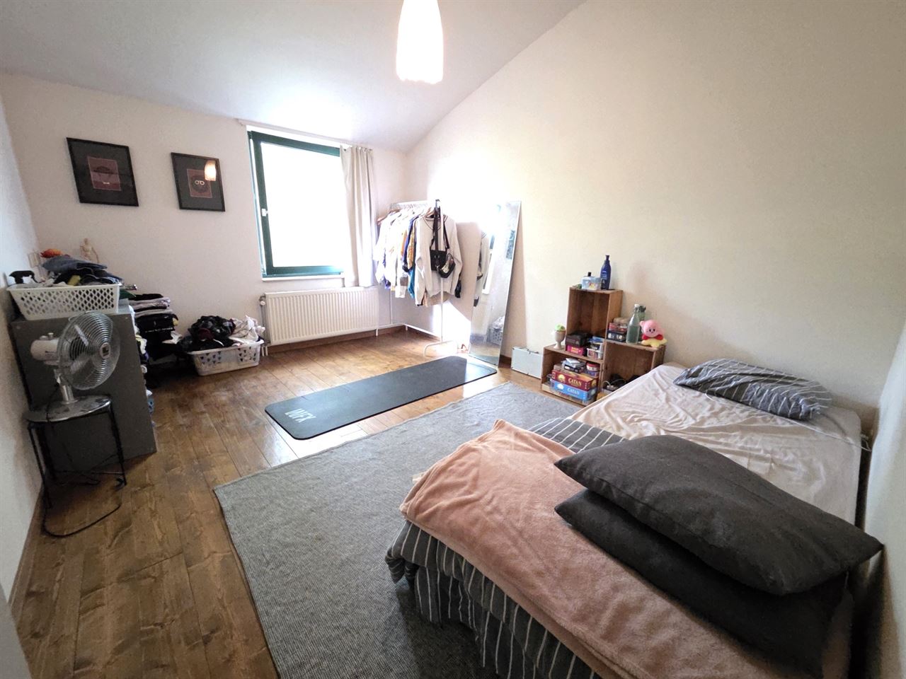 Ruime veelzijdige woning, 4 slpk met groot bijgebouw aan de Bist