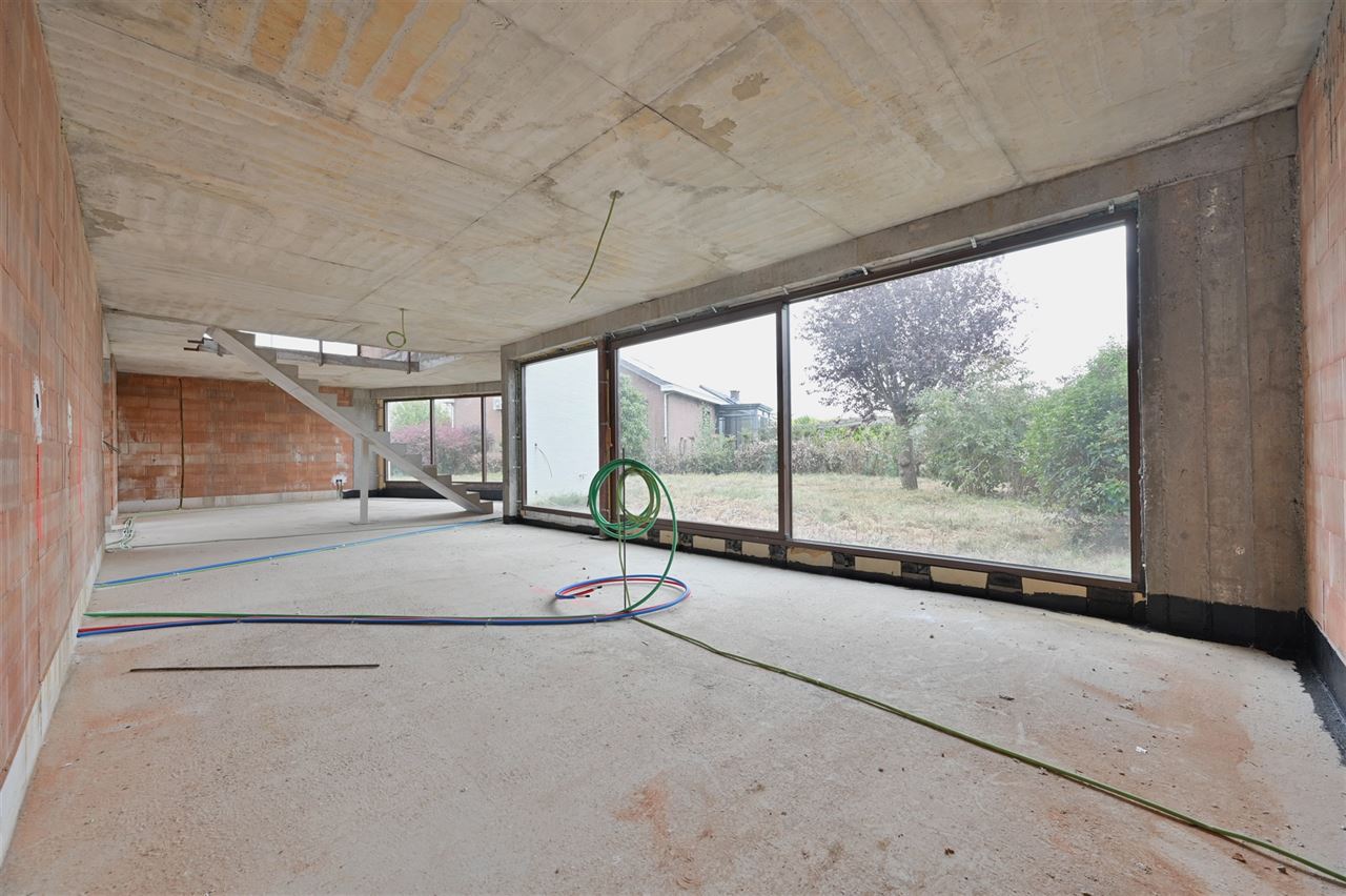 Casco-villa op 932 m²: creëer hier uw eigen droomwoning