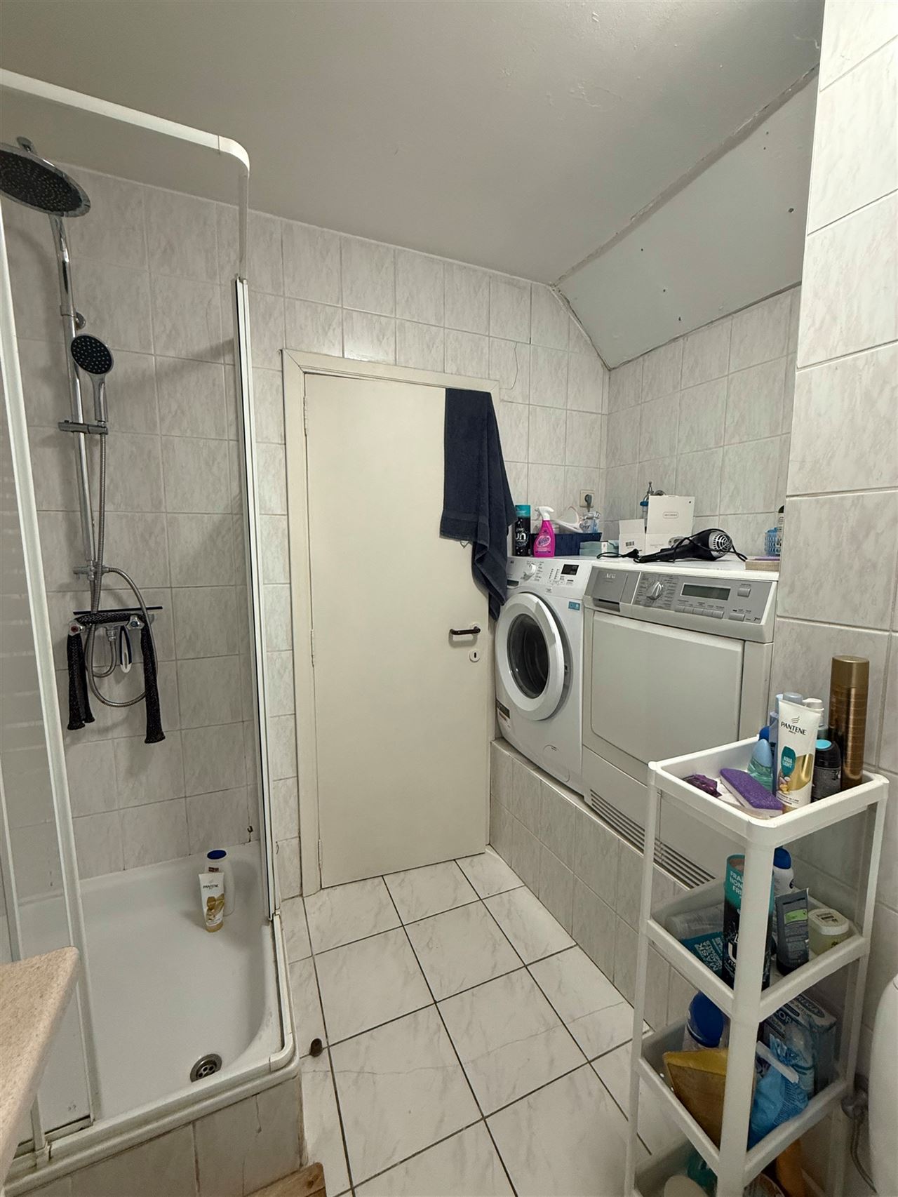 Appartement met 2 Slpks en tuin.