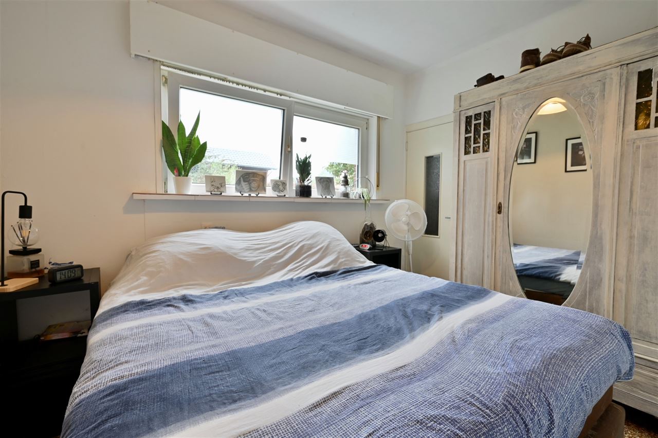 Veelzijdige woning met 5 slpks en bijgebouw van ca. 150 m²
