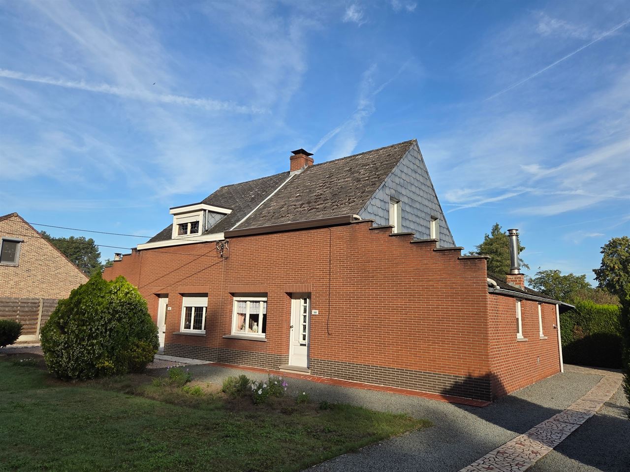 Toffe woning op ruim perceel van 961m² in Begijnendijk