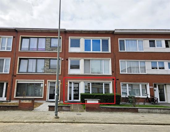 Instapklaar gelijkvloers appartement met zonnige tuin