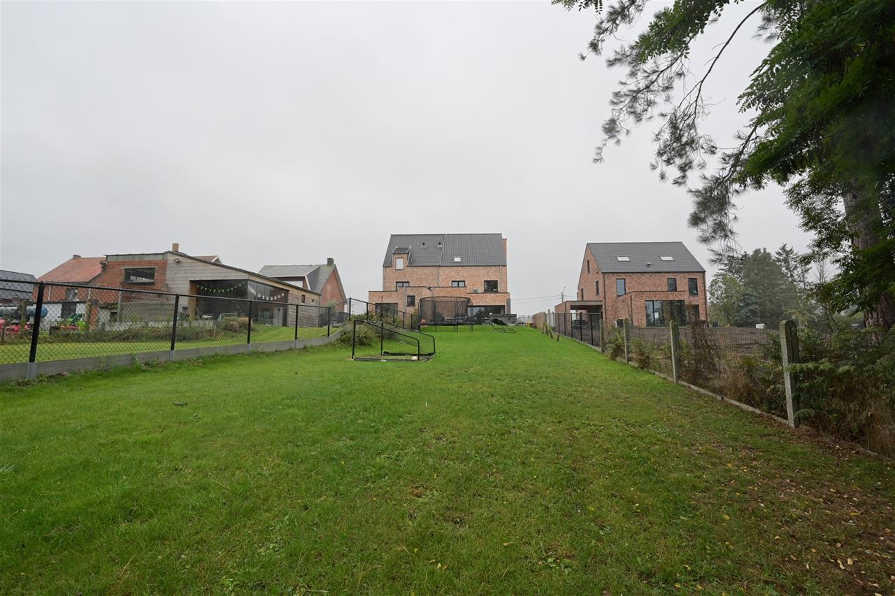 Moderne woning met 4 slaapkamers en tuin te Ramsel