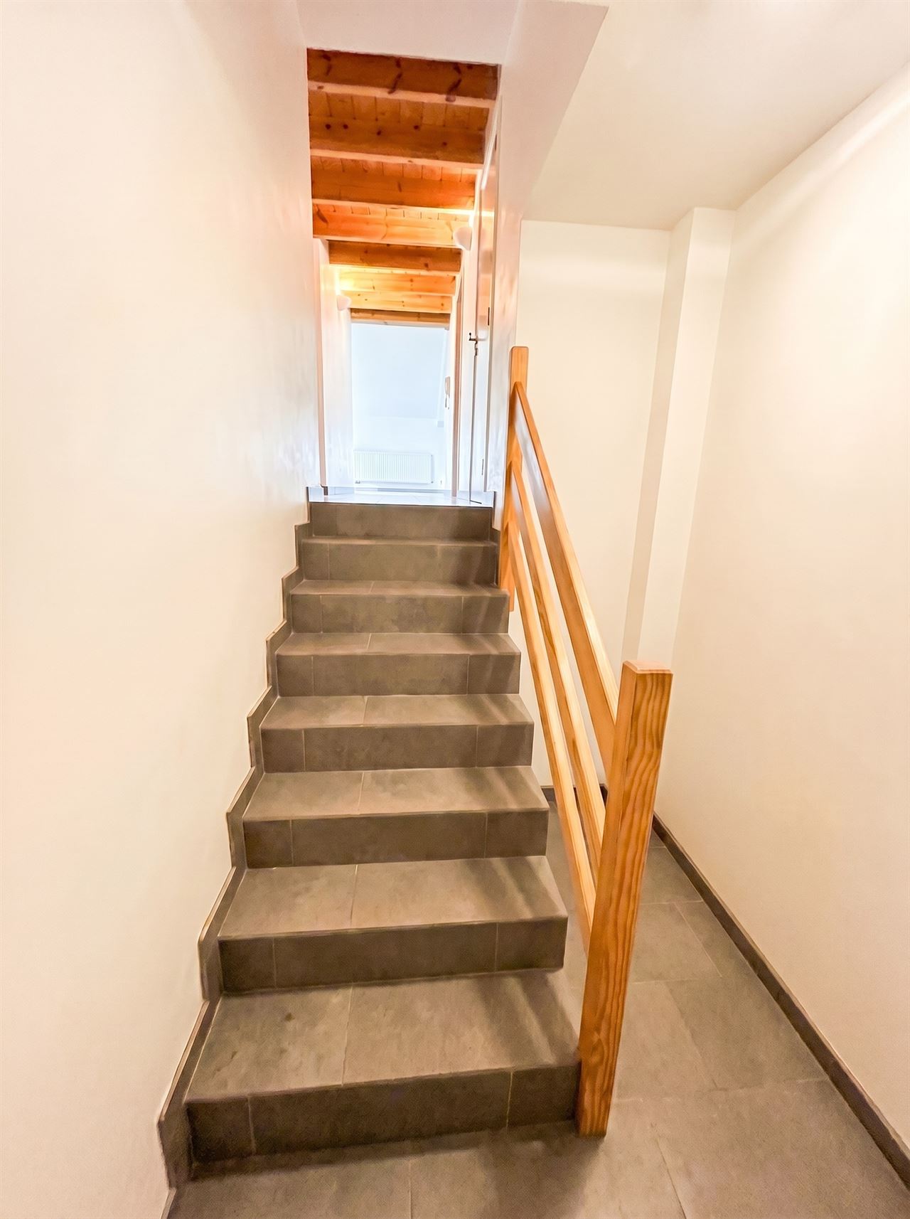 Lumineux loft avec parking privé