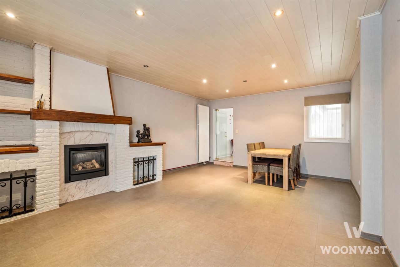 Landelijk gelegen woning met potentieel & EPC D!