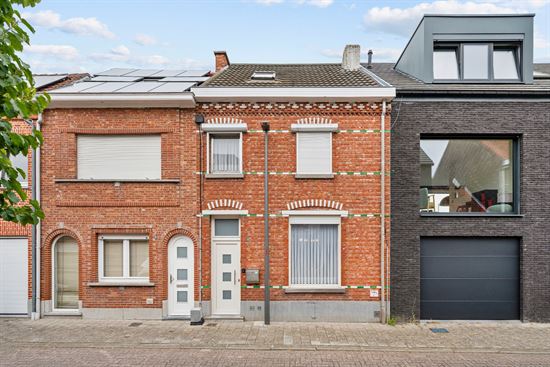 Te renoveren woning met tuin in het centrum van Opwijk