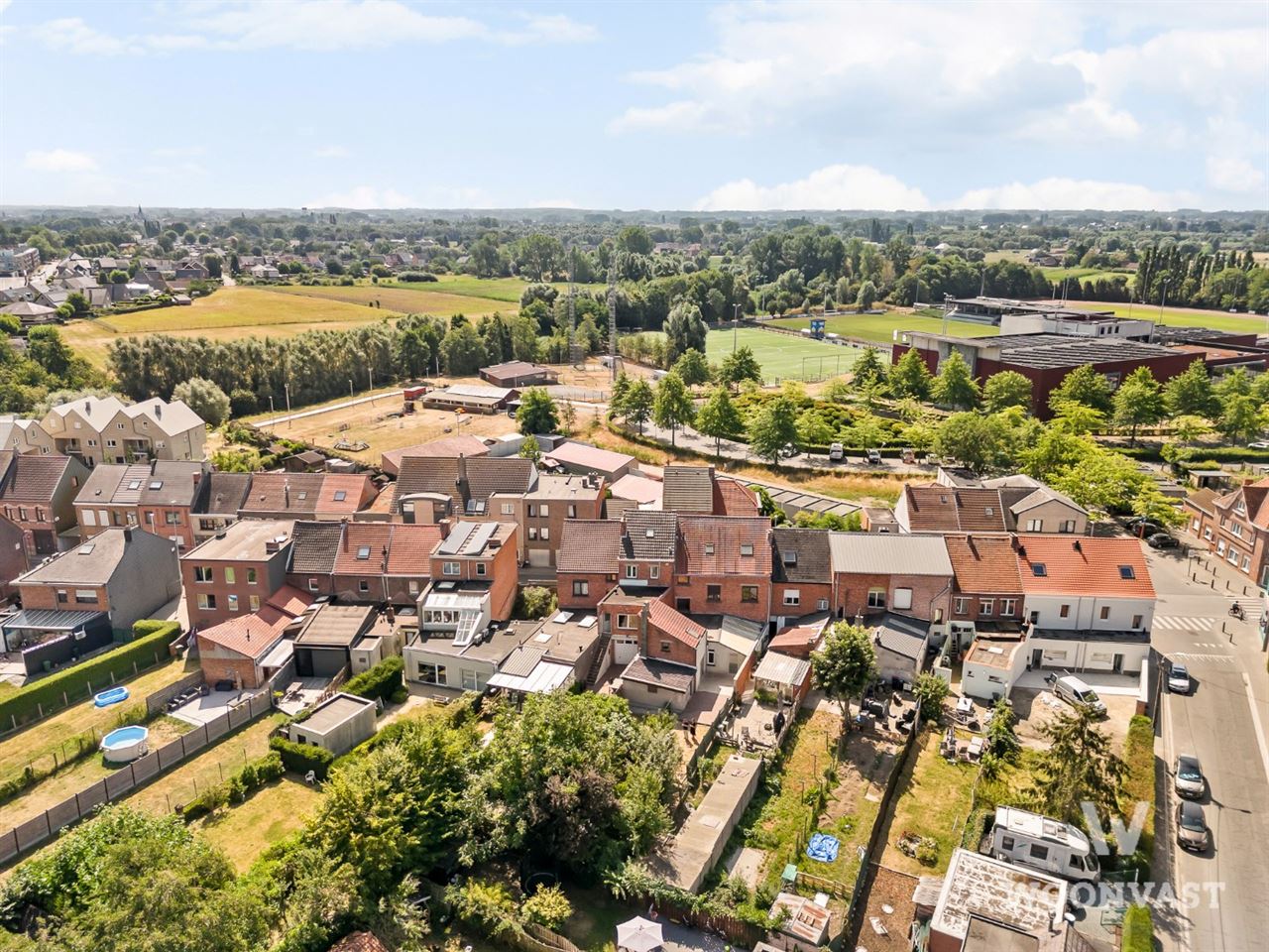 Karaktervolle ruime woning met 3 slpk. nabij Sint-Gillis