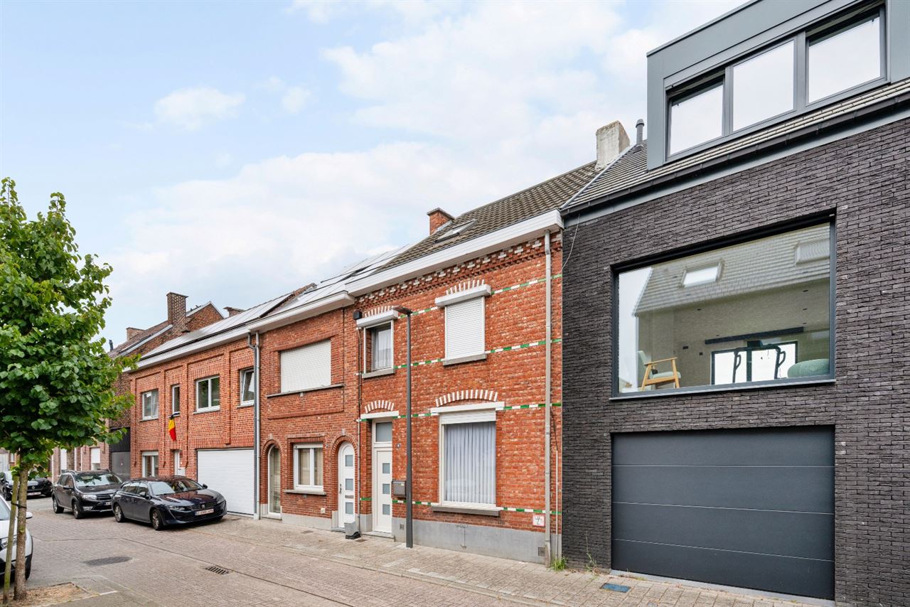 Te renoveren woning met tuin in het centrum van Opwijk