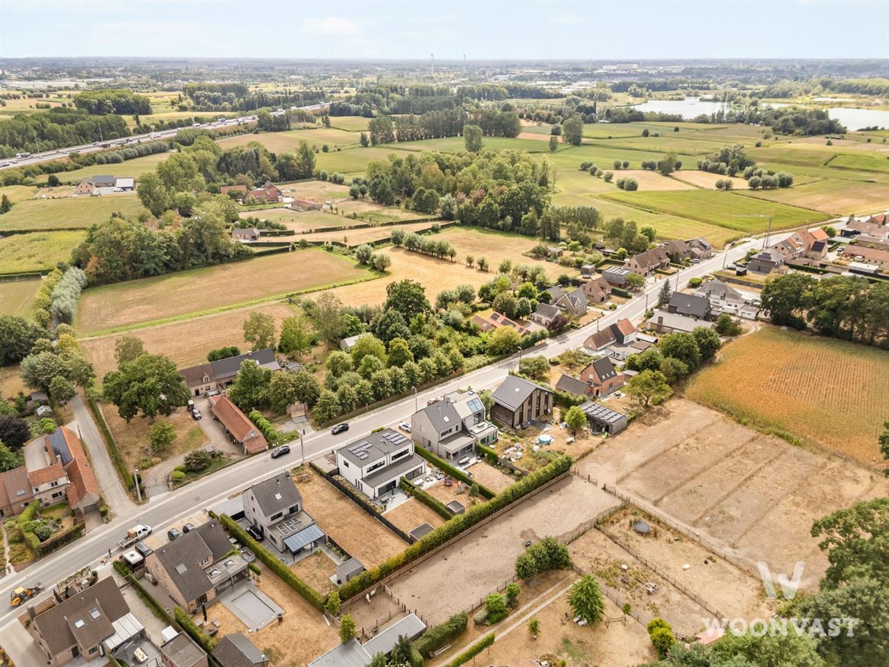 Bouwgrond 465 m² – halfopen bebouwing