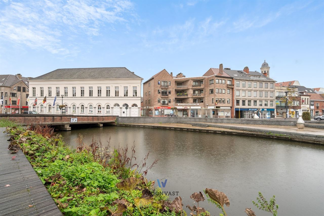 Uitzonderlijk, recent gerenoveerde appartement van 140m² met 3 slaapkamers!