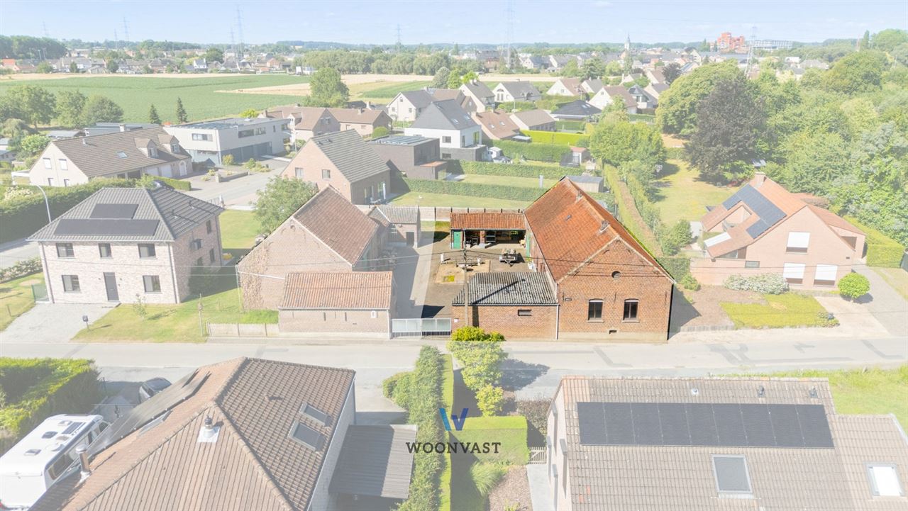 Authentieke hoeve met potentieel in Merchtem!