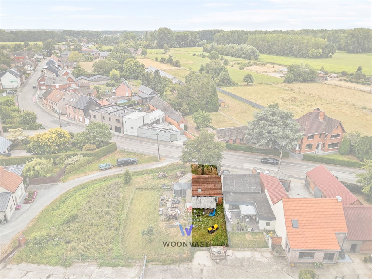 Volledig te renoveren woning een perceel van 200 m²!