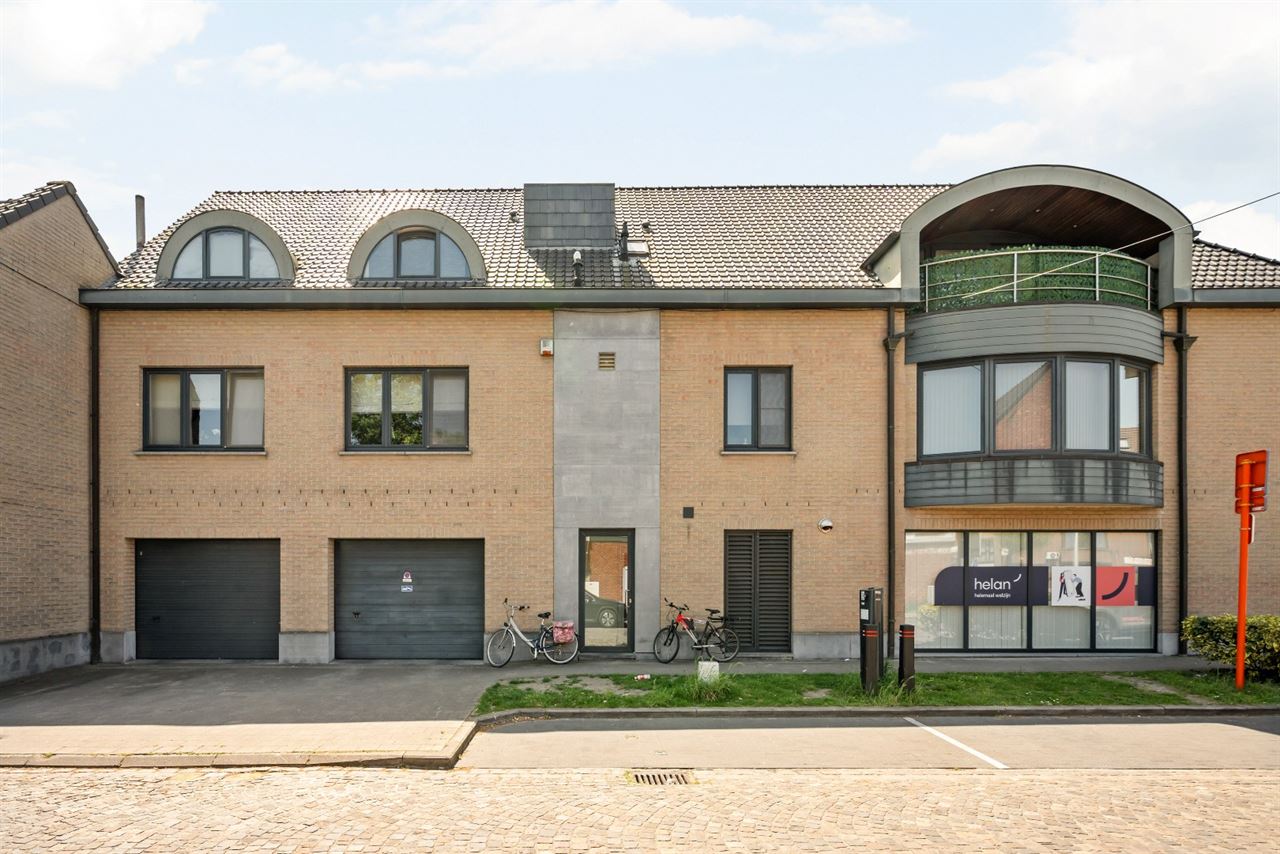 Ruime gezinsduplex op wandelafstand van centrum én station te Lokeren