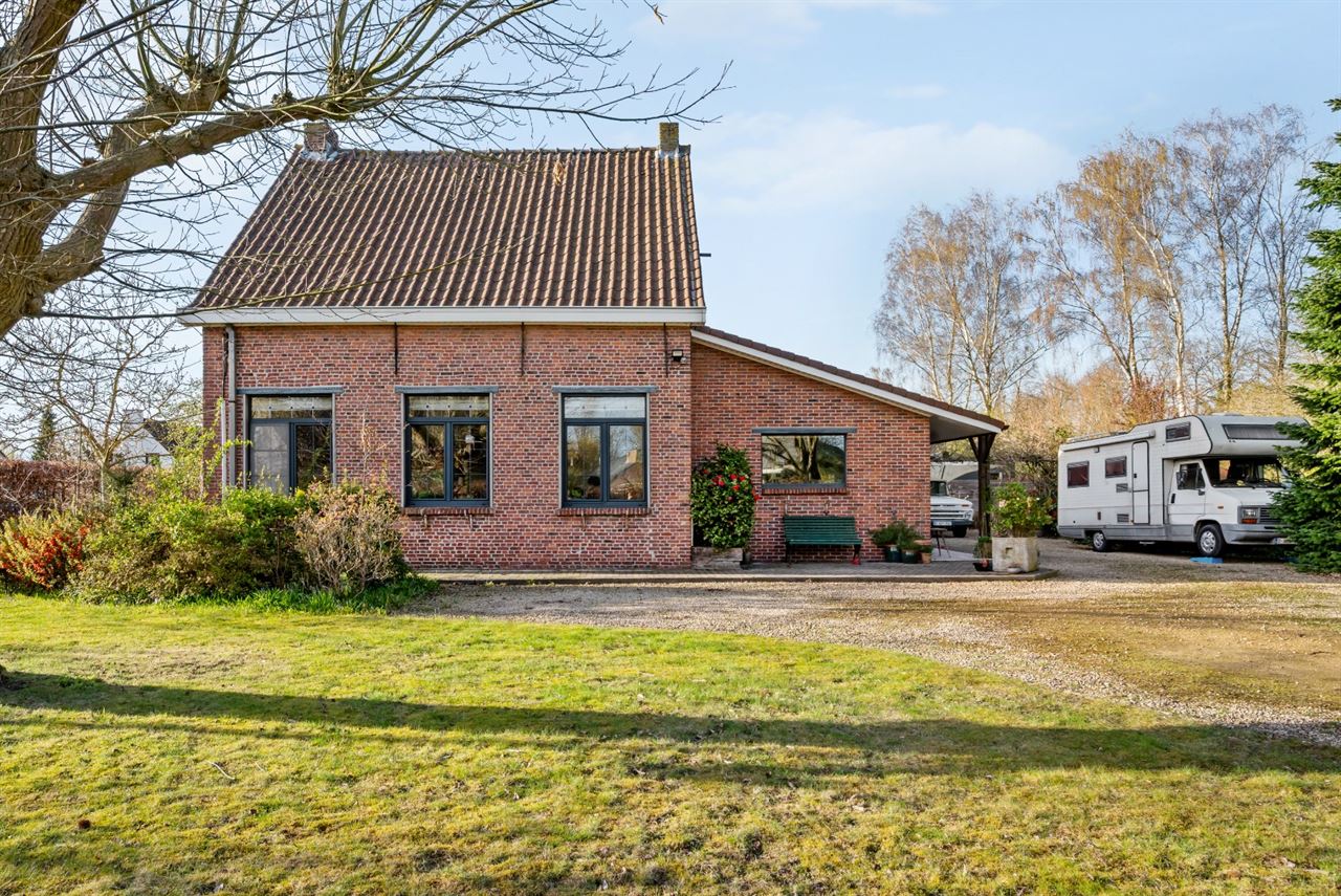 IN OPTIE Charmante open bebouwing op een groen perceel van 1.350 m²
