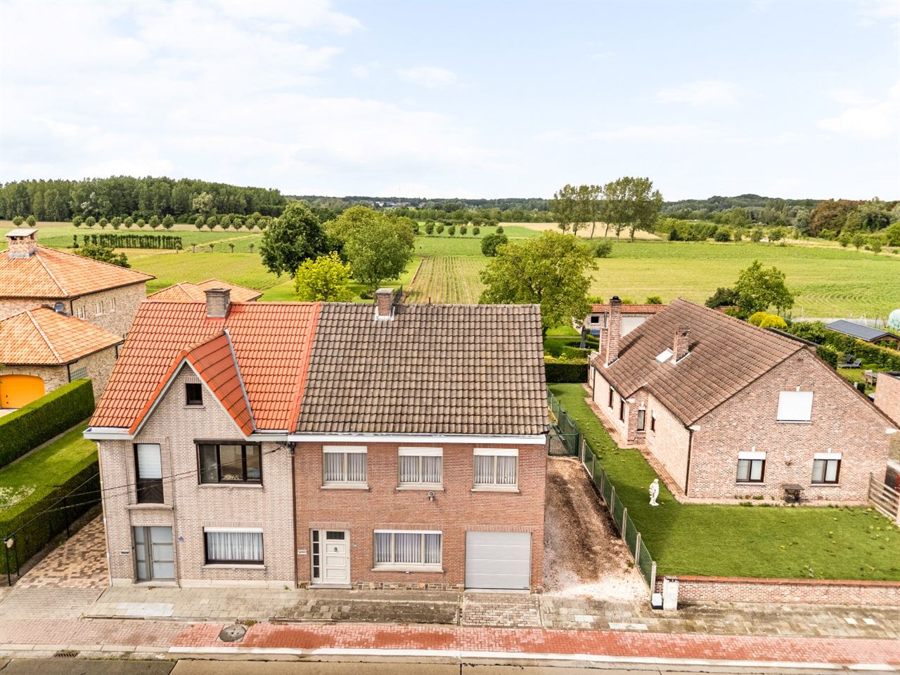 Solide woning met veel potentieel.