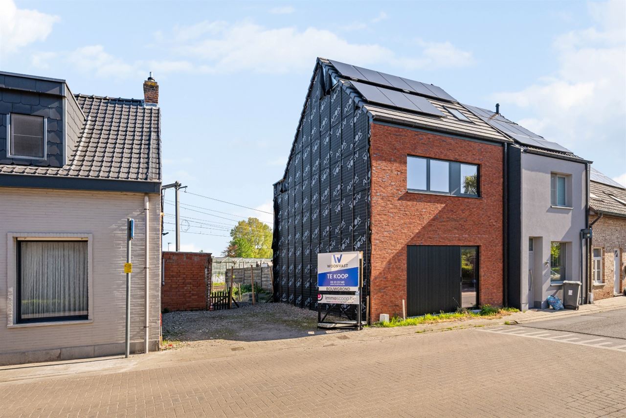 Bouwklaar perceel voor gesloten bebouwing — Eekstraat 367A, Lokeren