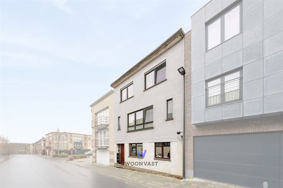 Huis met 3 appartementen te Zellik!