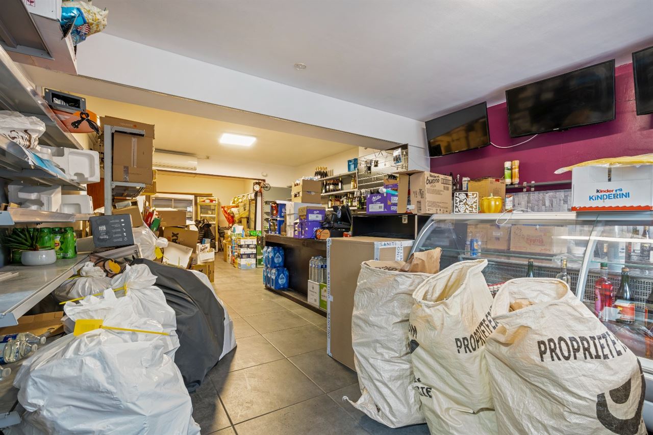 Winkelruimte/horeca in het centrum van Groot-Bijgaarden