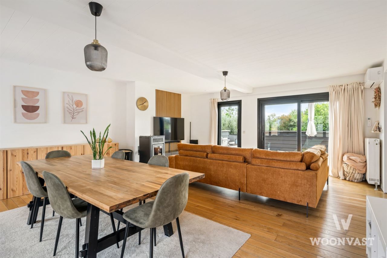 Ruime woning met 2 garages, tuin én terras op toplocatie!