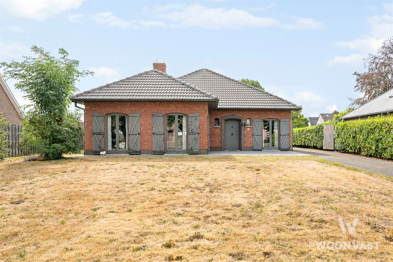 Ruime bungalow met zongerichte tuin nabij Buggenhoutbos