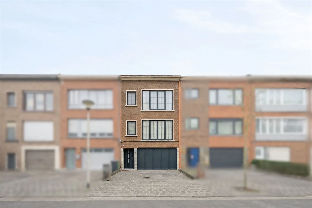Veelzijdig pand met tuin, garage in rustige wijk