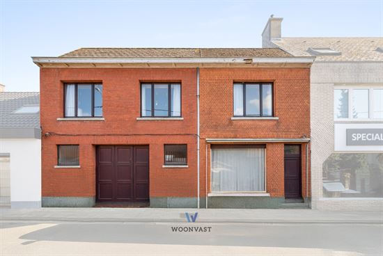 Ruime te renoveren woning in Berlare!