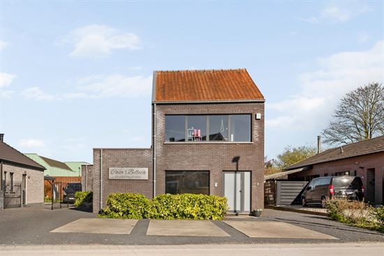 Instapklare en veelzijdige woning met veel potentieel!