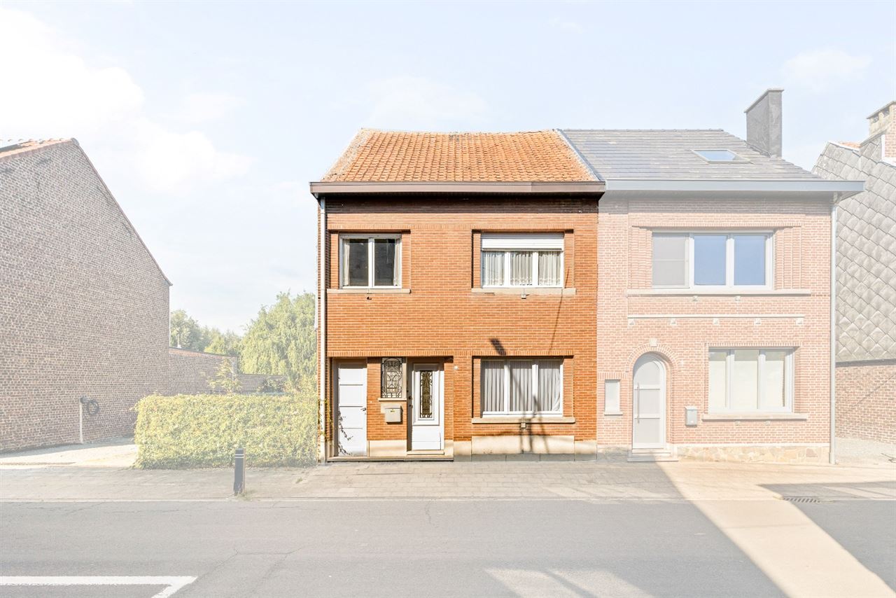 Woning met tuin en uitbreidingsmogelijkheden met centrum ligging!