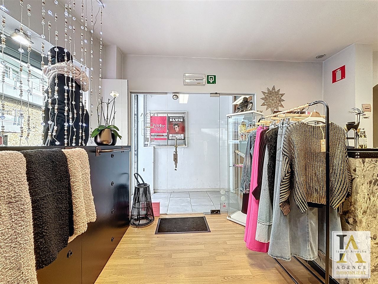 Rez commercial ou de bureau dans le centre ville