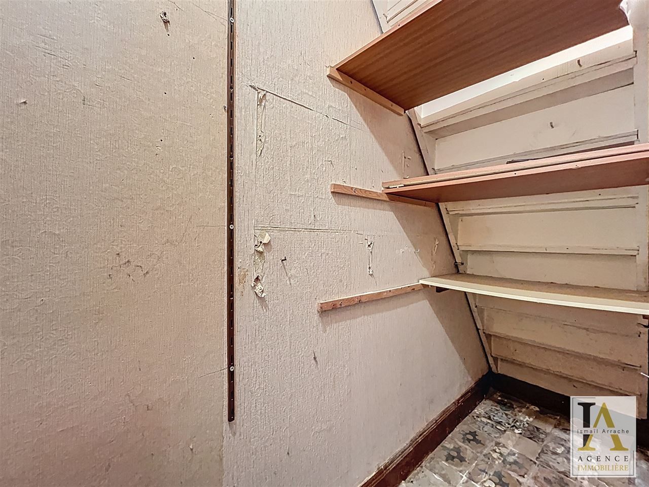 Maison deux chambres avec jardin / Terrain à bâtir