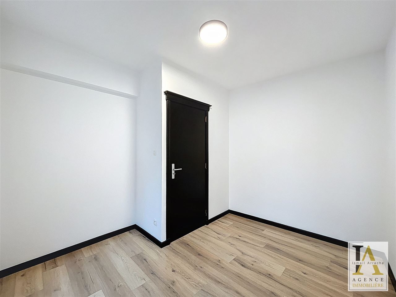 Lumineux appartement 2 chambres entièrement rénové