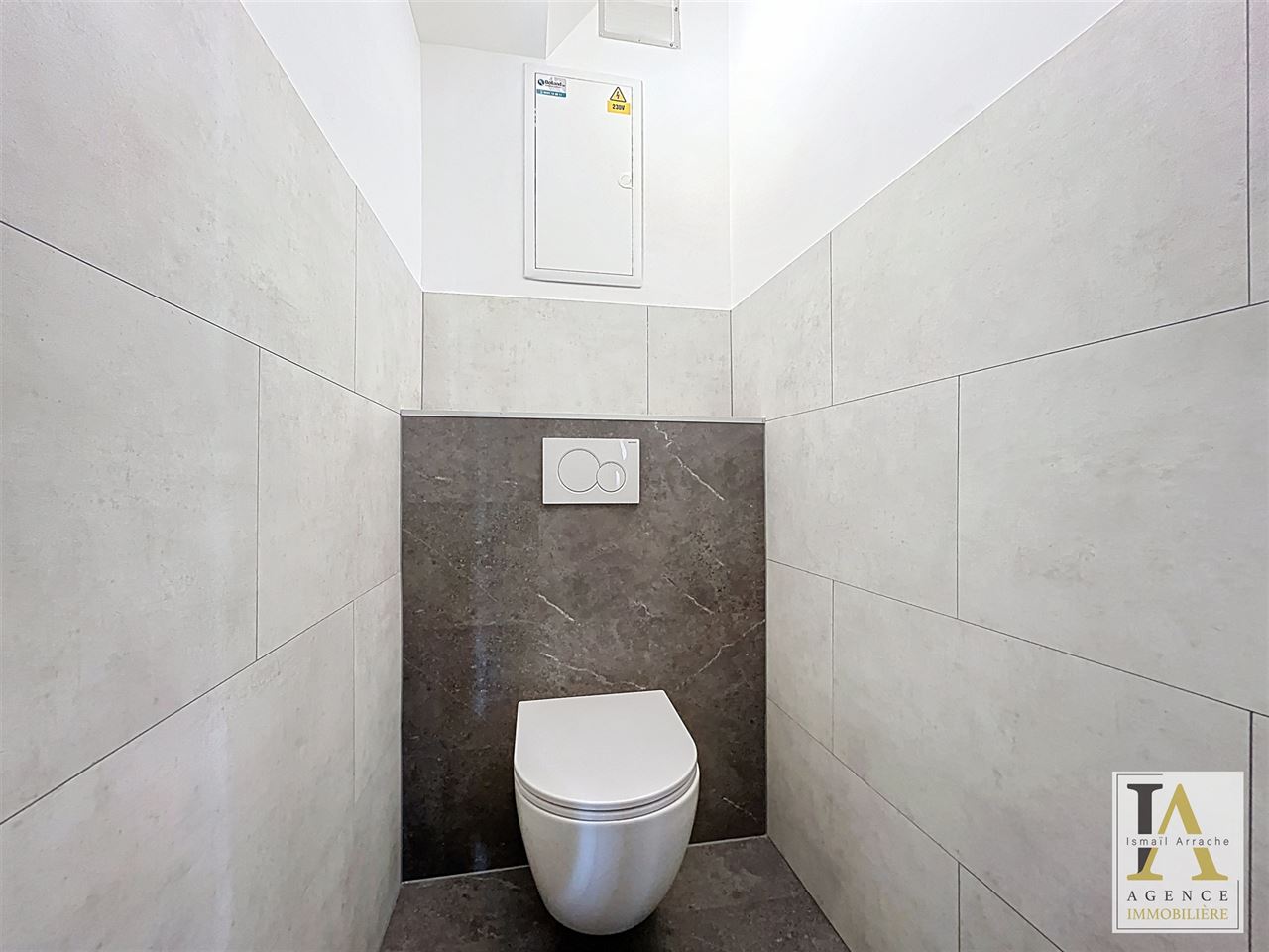 Lumineux appartement 2 chambres entièrement rénové