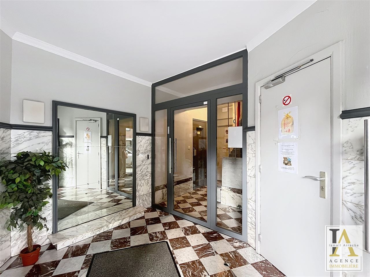 Lumineux appartement 2 chambres entièrement rénové