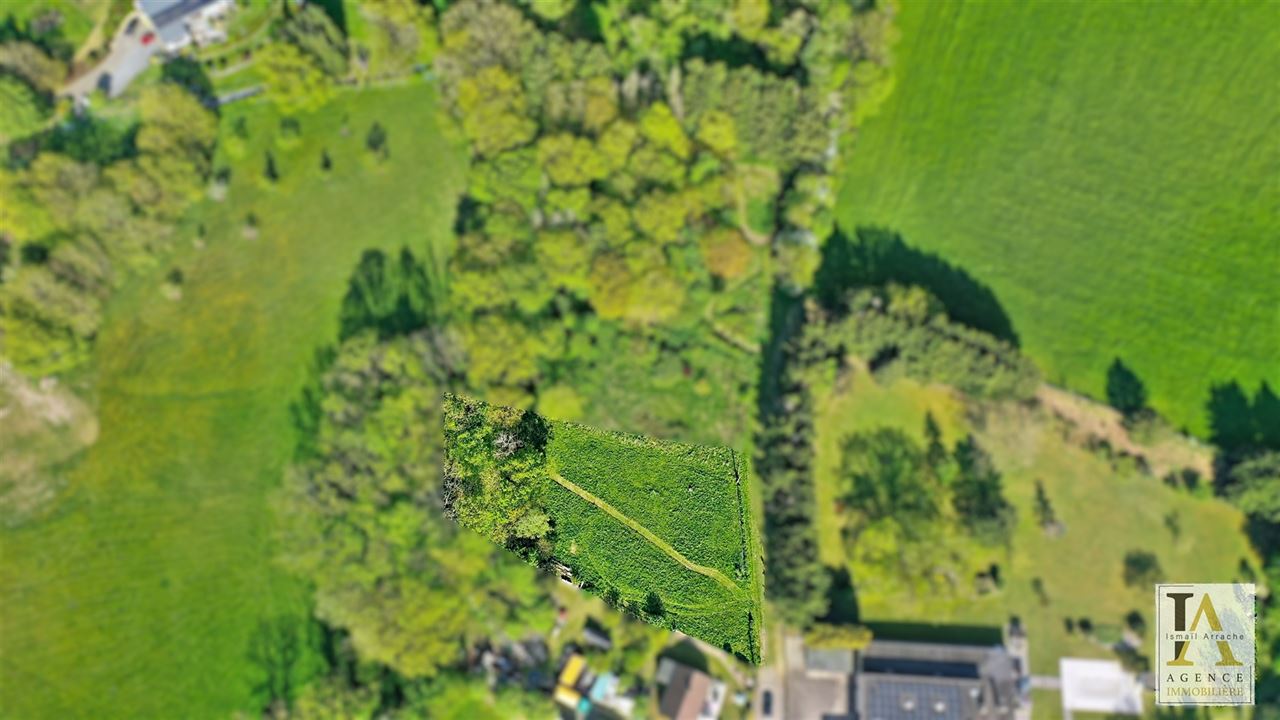 Terrain à bâtir de 1.988m² avec projet et permis accepté