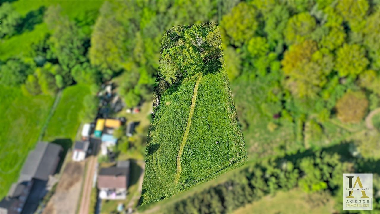 Terrain à bâtir de 1.988m² avec projet et permis accepté
