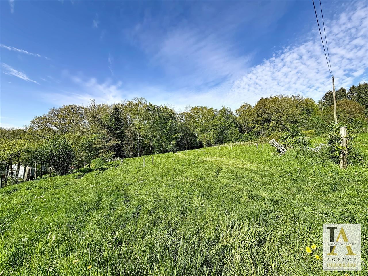 Terrain à bâtir de 1.988m² avec projet et permis accepté