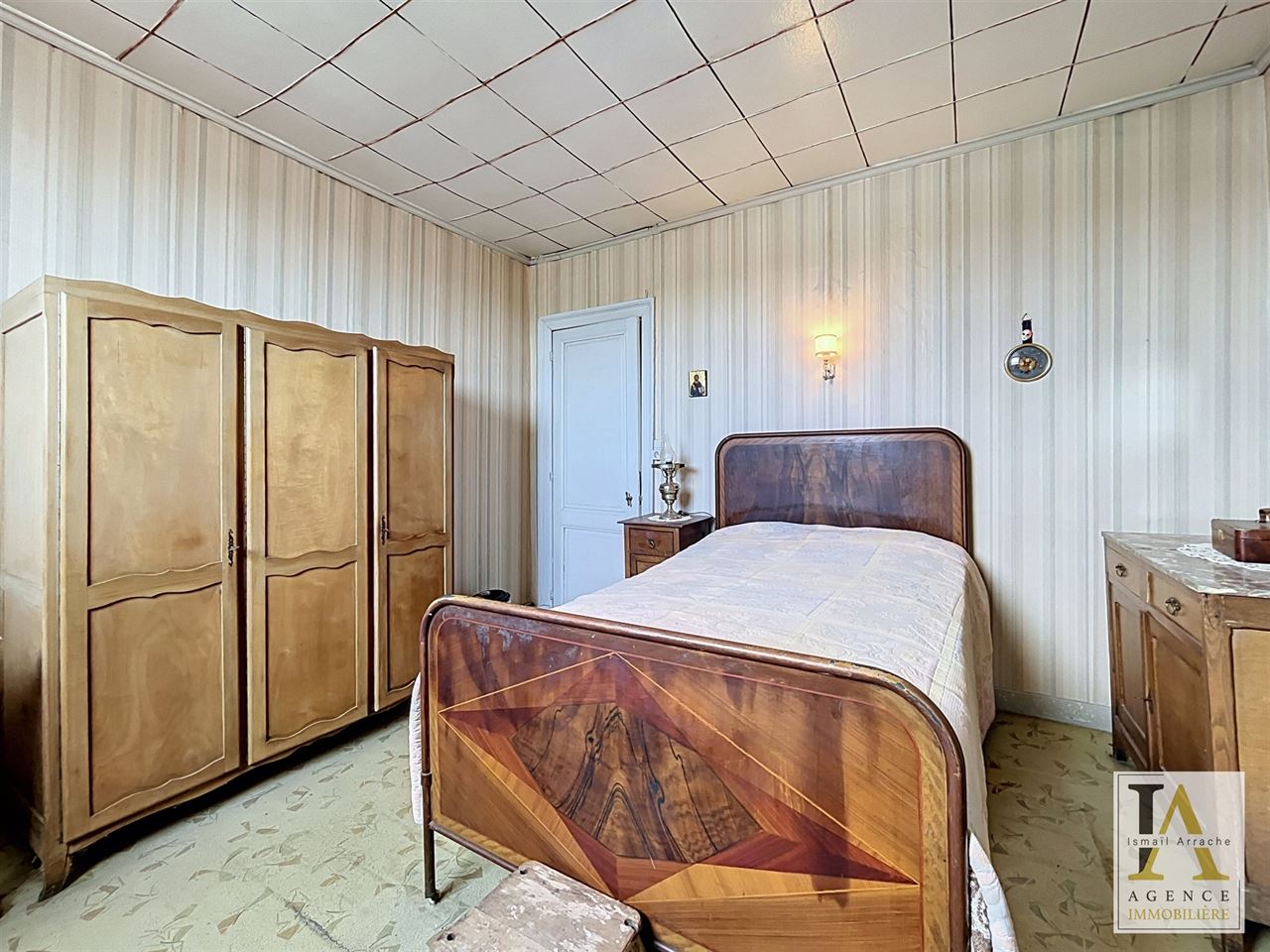 Maison 3 ou 4 chambres à rénover