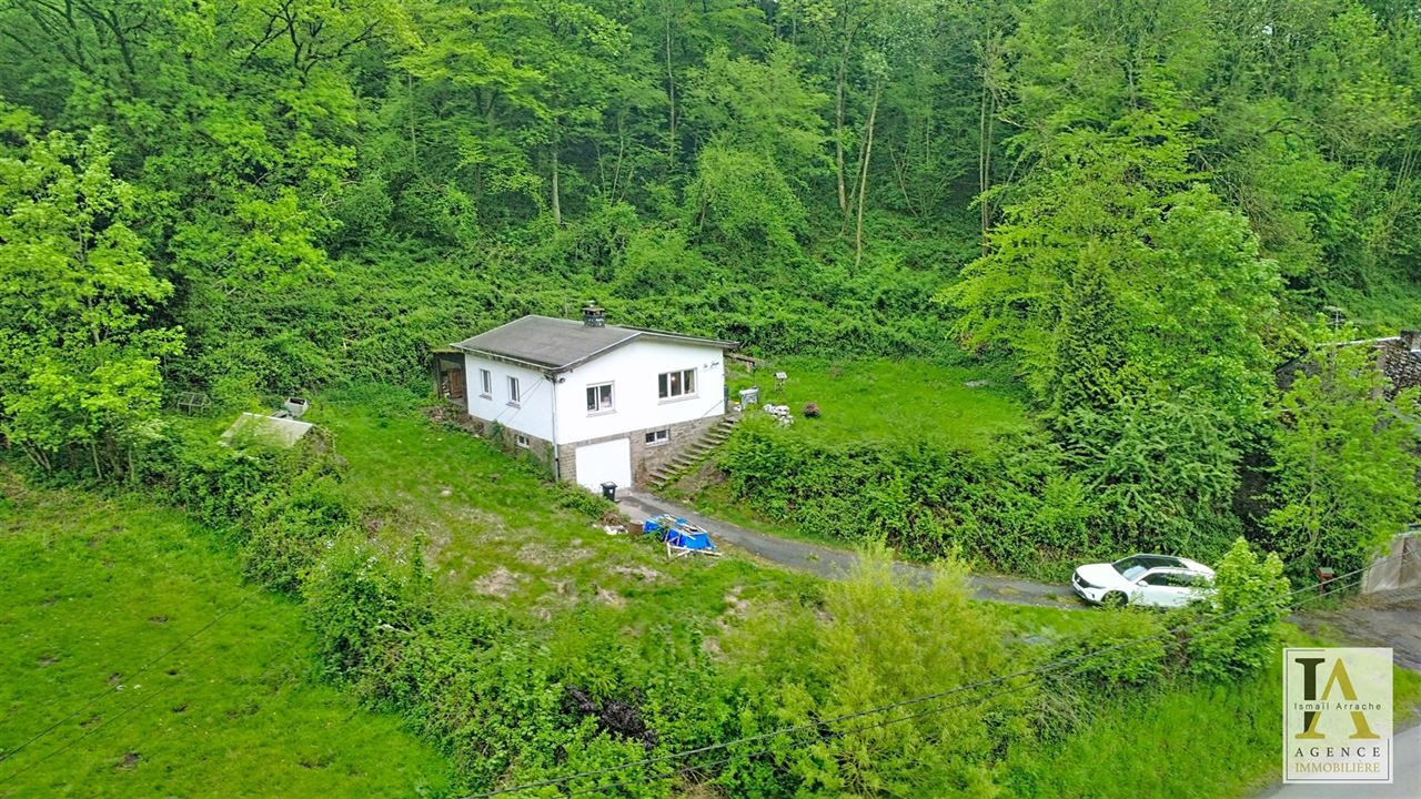 Bungalow de plain-pied sur grande parcelle à rénover