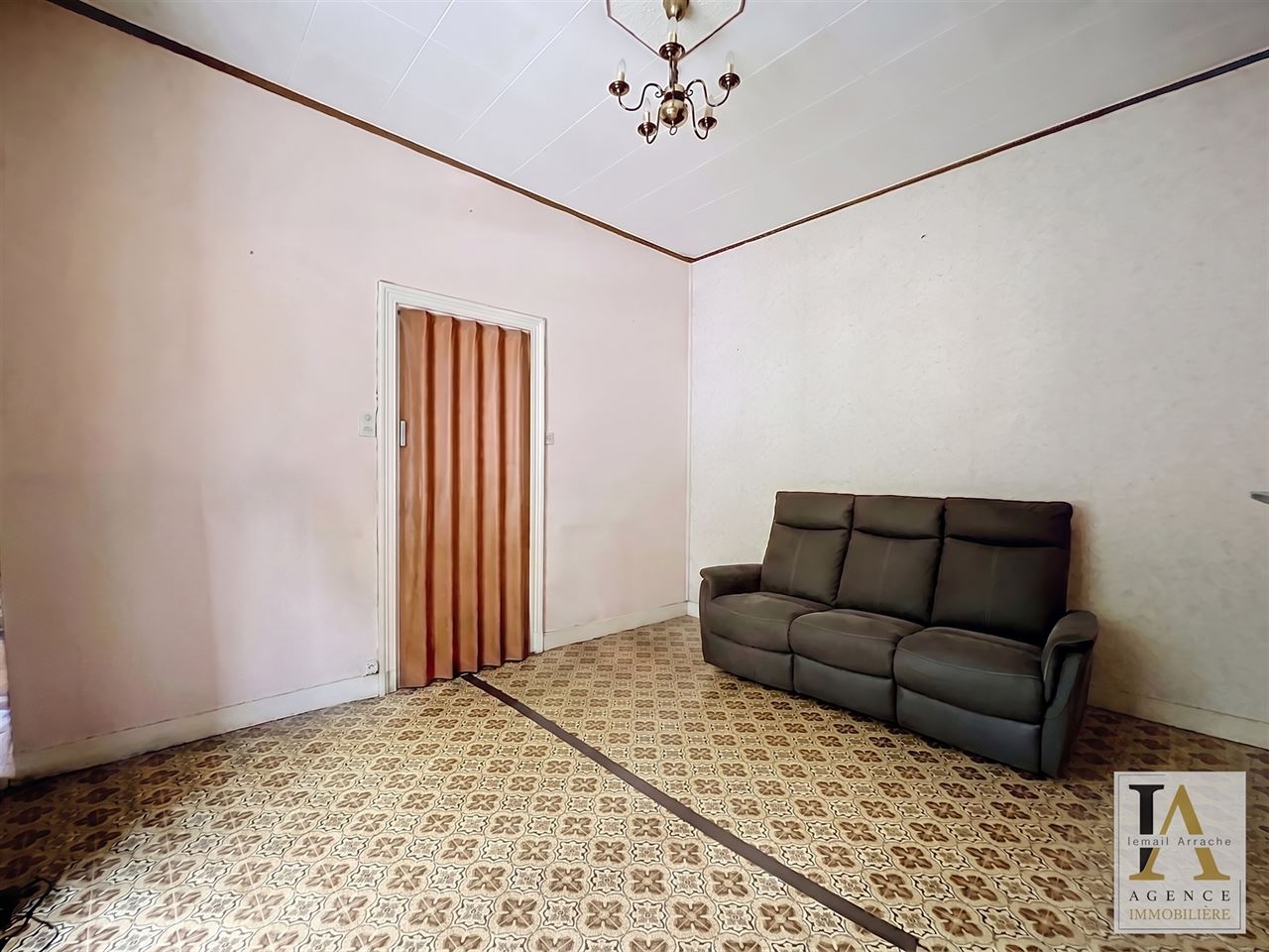 Maison 3 chambres avec terrasse à rénover