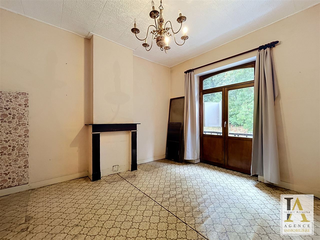 Maison 3 chambres avec terrasse à rénover