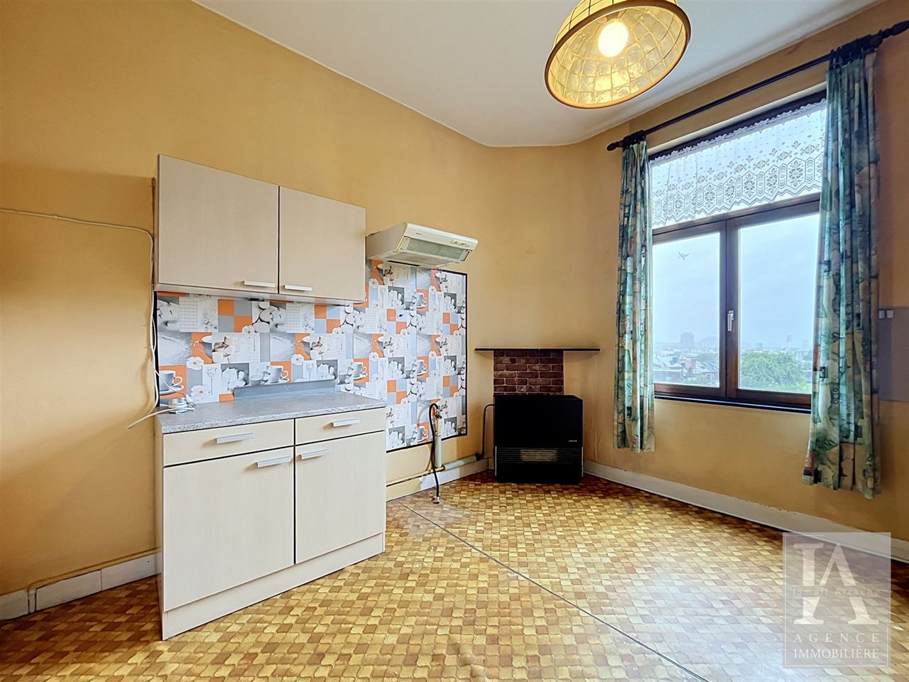 Maison 3 chambres avec terrasse à rénover
