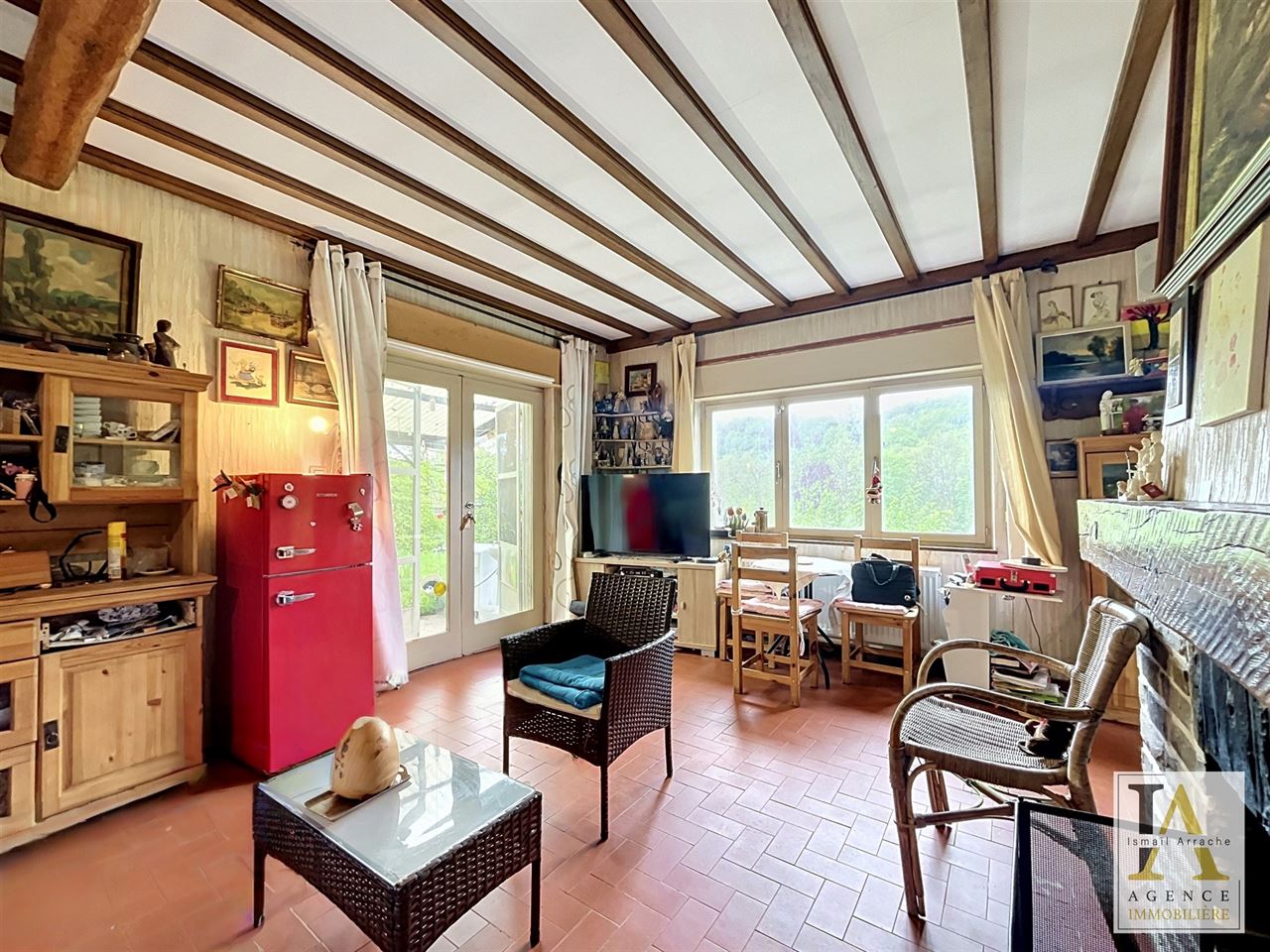 Bungalow de plain-pied sur grande parcelle à rénover