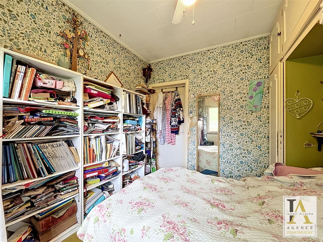 Bungalow de plain-pied sur grande parcelle à rénover