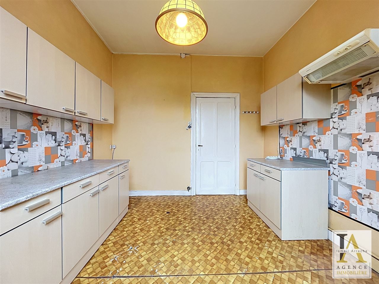 Maison 3 chambres avec terrasse à rénover