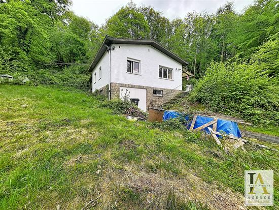 Bungalow de plain-pied sur grande parcelle à rénover