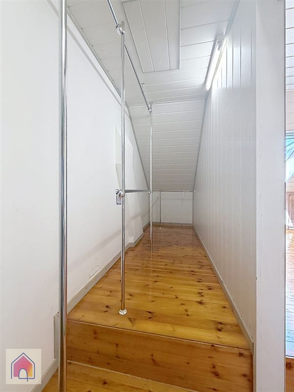 Une maison pleine de cachet à découvrir sans tarder !
