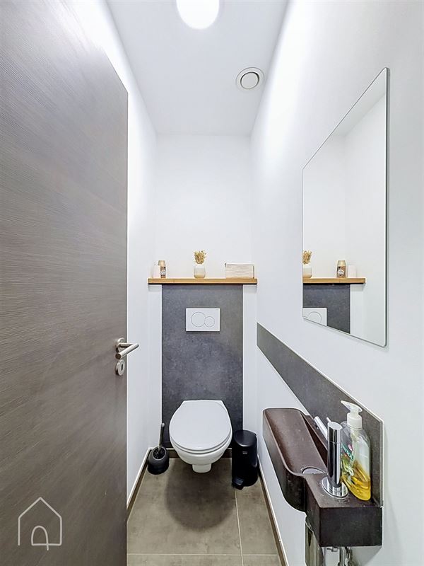 Superbe appartement 2 chambres avec balcon et parking !