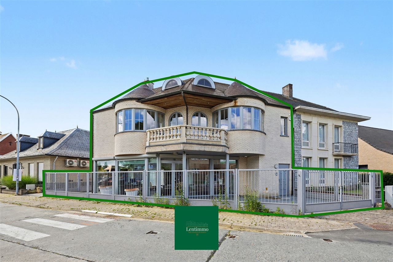 Riant handelshuis (340m2) op toplocatie te Londerzeel
