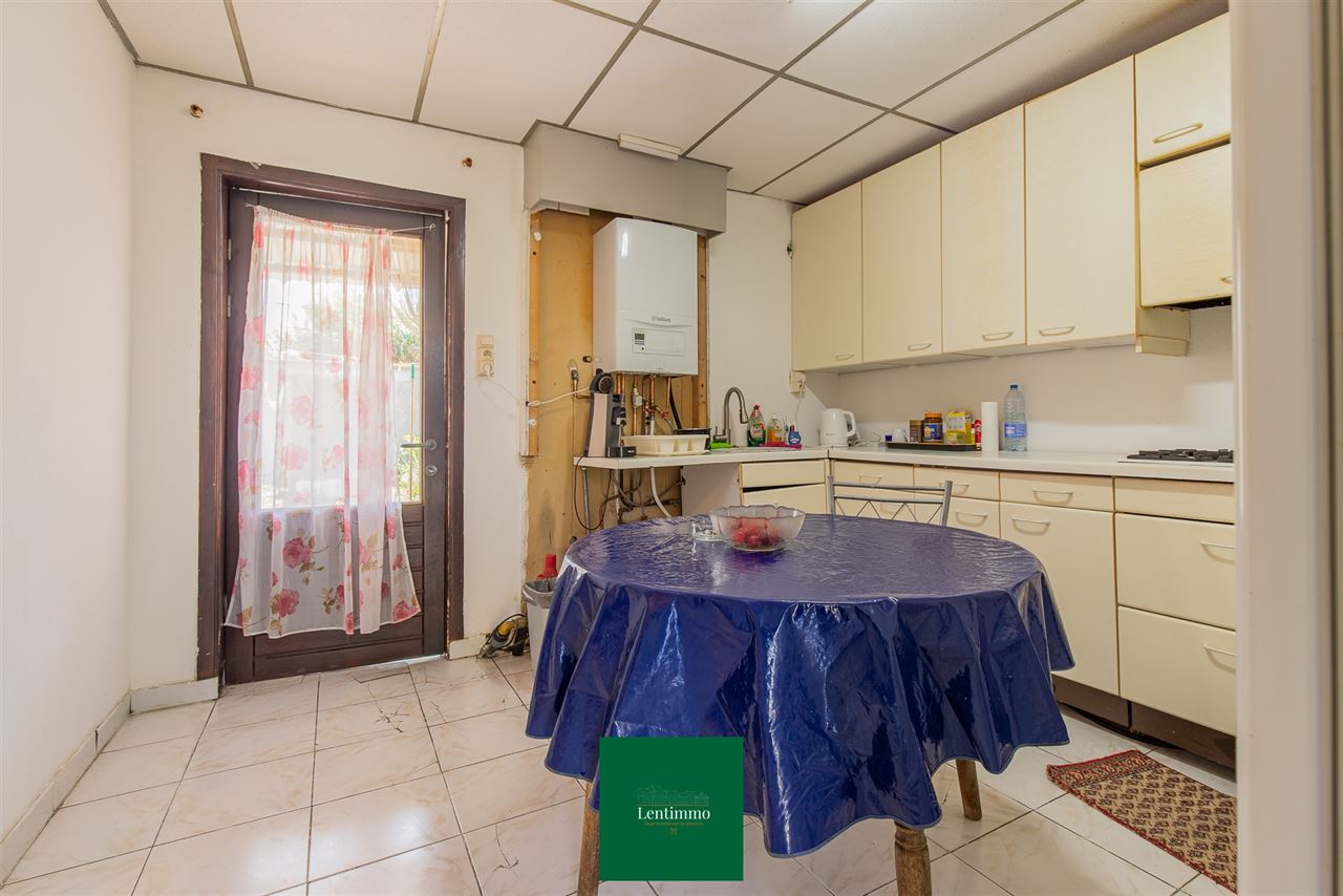 Woning met tuin in het centrum van Zele