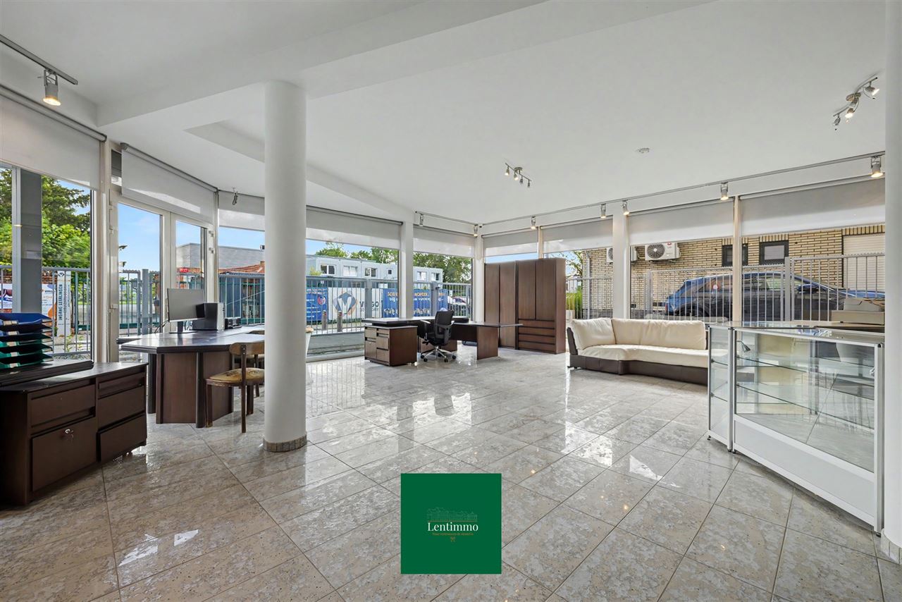 Riant handelshuis (340m2) op toplocatie te Londerzeel